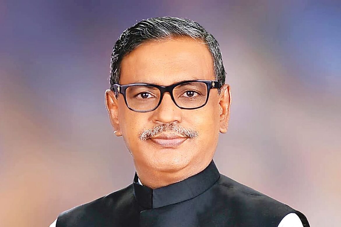 কাদের মির্জাকে আ. লীগের কার্যক্রম থেকে অব্যাহতি, চূড়ান্ত বহিষ্কারের সুপারিশ